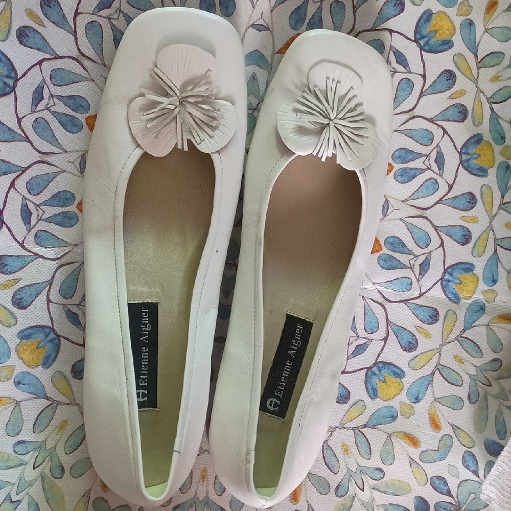 Etienne Aigner White Flats with Flower Embellishment